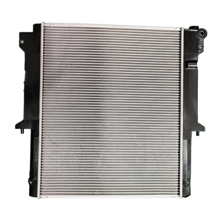 I-Mitsubishi Pajero 2015 Radiator