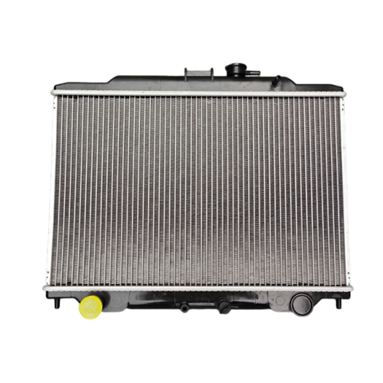 I-radiator ye-Nissan E25 ZD30